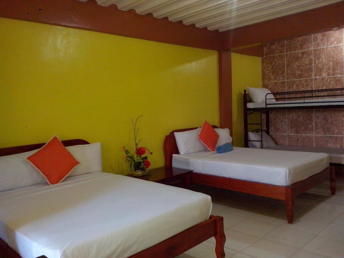 Centillo Travellers Inn Caticlan Kültér fotó